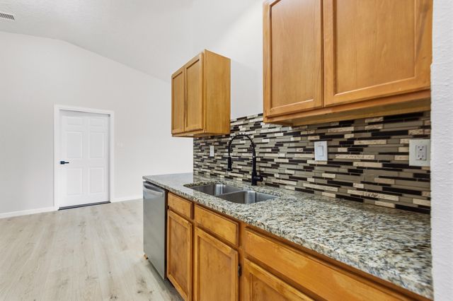 7701 Santa Lucia Street NW, Albuquerque, NM 87120