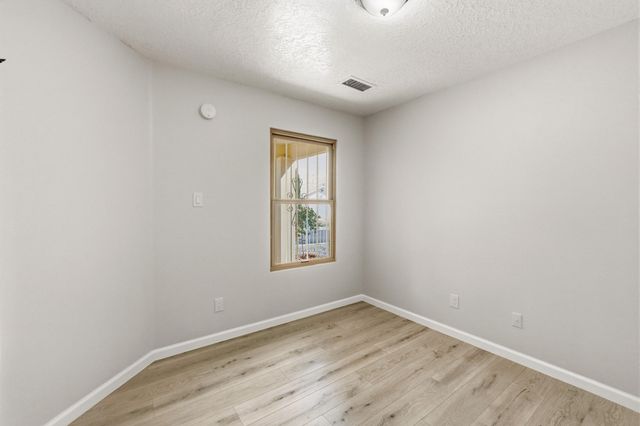 7701 Santa Lucia Street NW, Albuquerque, NM 87120
