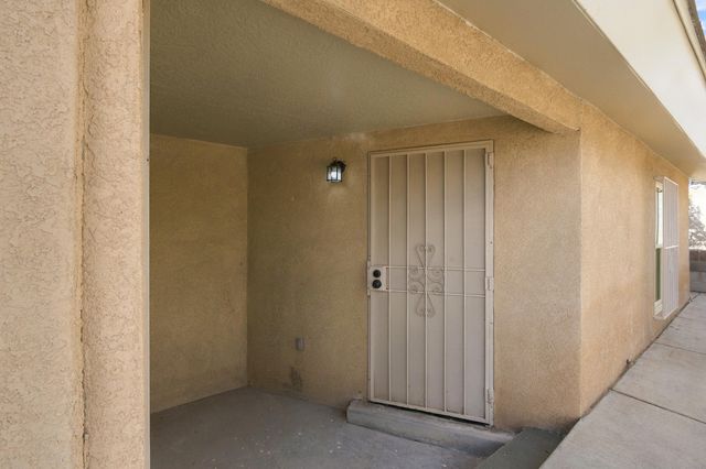 7701 Santa Lucia Street NW, Albuquerque, NM 87120
