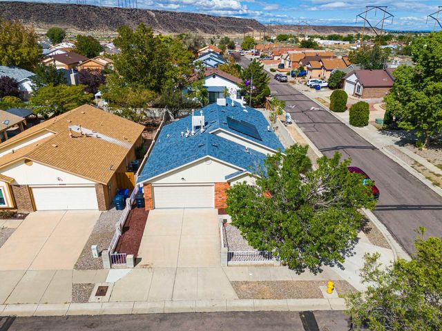 7701 Santa Lucia Street NW, Albuquerque, NM 87120