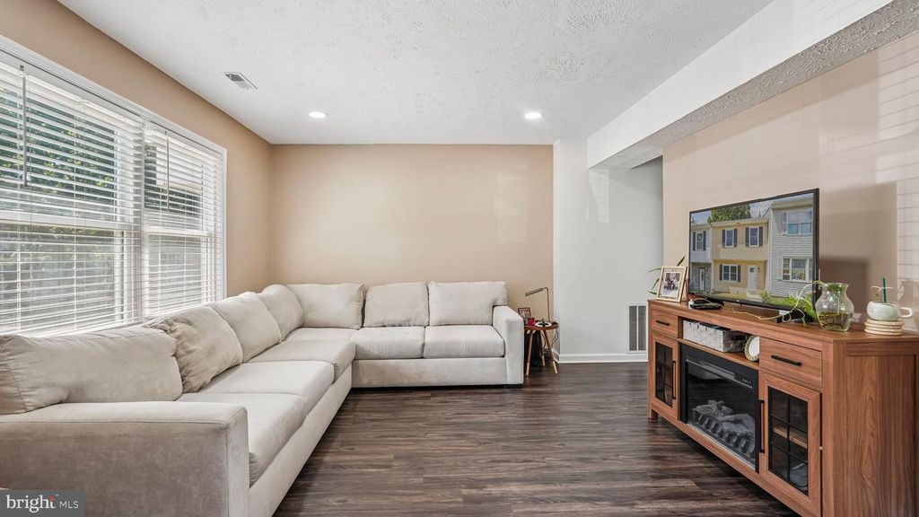 111 AUSTIN CT, Stafford, VA 22554