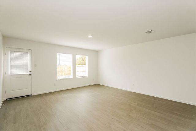1105 Tufted Drive, Crowley, TX 76036