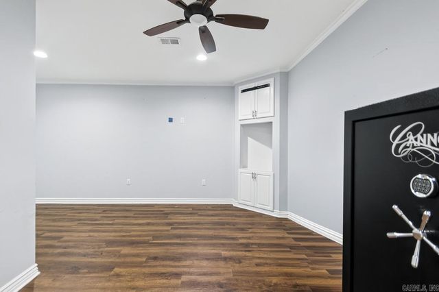 16 Pinecrest, Conway, AR 72032