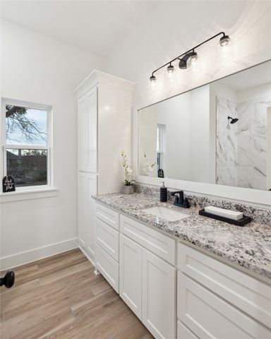 252 Oak Meadow Lane, Weatherford, TX 76085