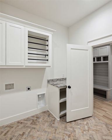 252 Oak Meadow Lane, Weatherford, TX 76085