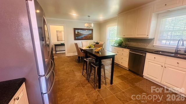 5320 Seacroft Road, Charlotte, NC 28210