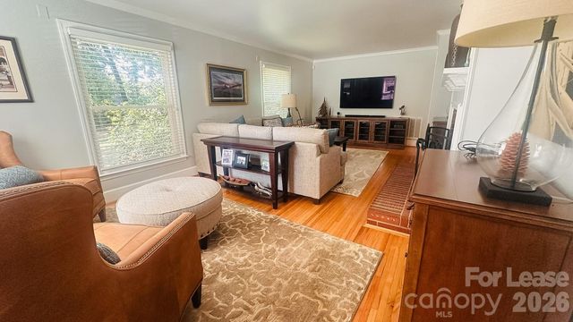 5320 Seacroft Road, Charlotte, NC 28210