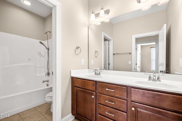 75 Wilders Woods Grove Lane, Clayton, NC 27527