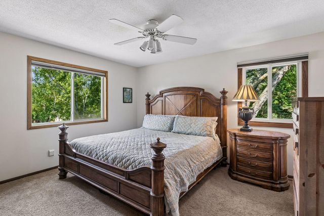 18208 Ginavale Lane, Eden Prairie, MN 55346
