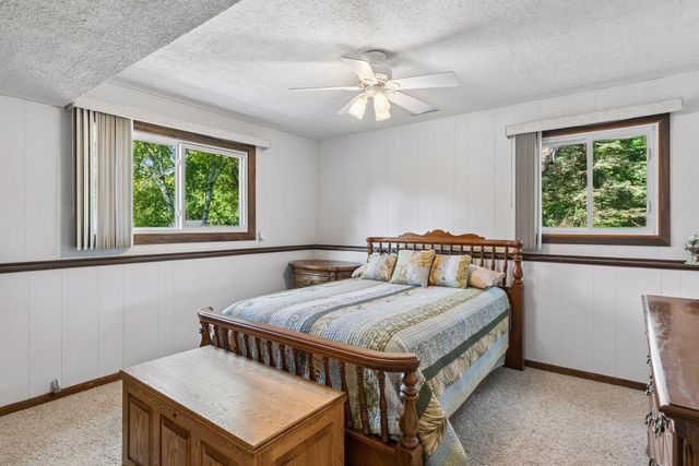 18208 Ginavale Lane, Eden Prairie, MN 55346