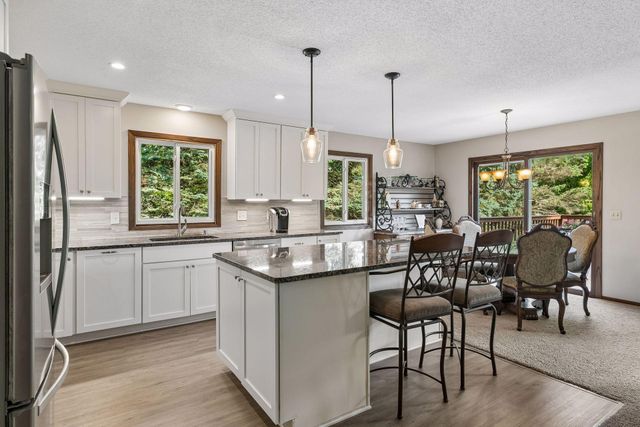 18208 Ginavale Lane, Eden Prairie, MN 55346