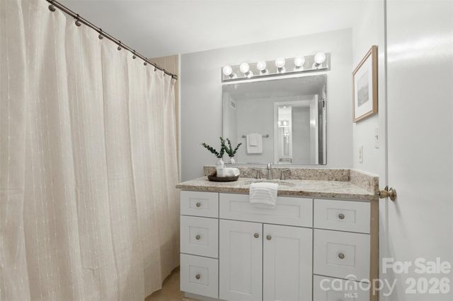 2503 Roswell Avenue 302, Charlotte, NC 28209