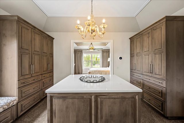 3390 Whirlaway Drive, Northbrook, IL 60062