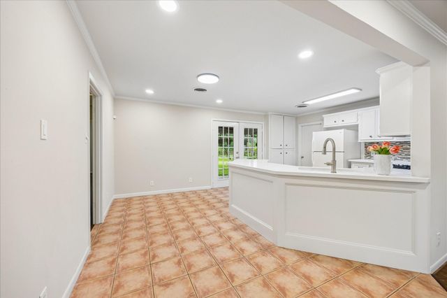 5615 Burlinghall Drive, Houston, TX 77035