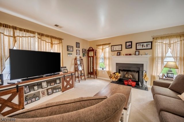 75 Alvin Sloan Ave, Washington Boro, NJ 07882