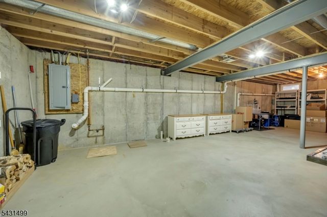 75 Alvin Sloan Ave, Washington Boro, NJ 07882