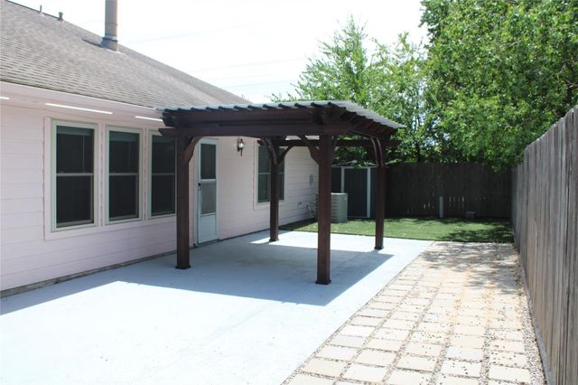 11507 Stone Bridge Drive, Houston, TX 77064