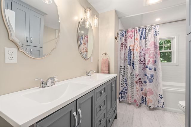 11 Scott Street, Bellingham, MA 02019