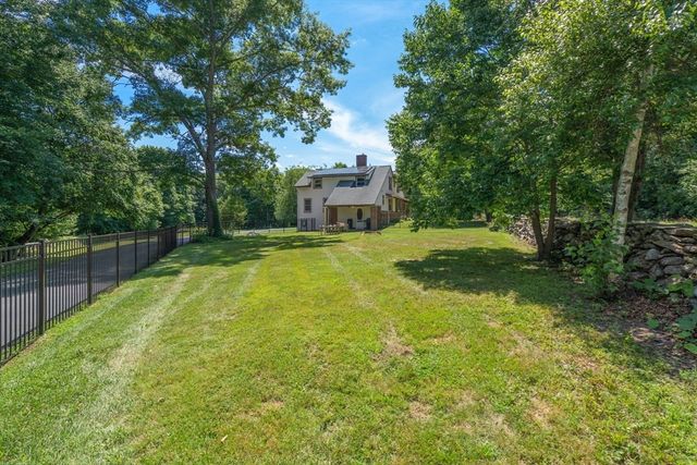 11 Scott Street, Bellingham, MA 02019