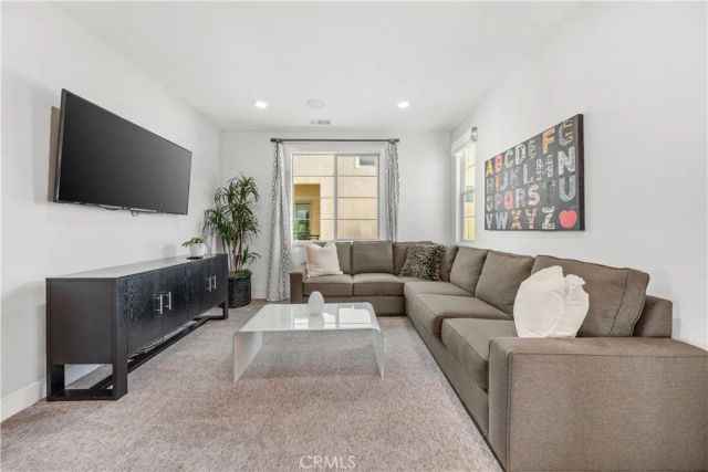 173 Terrapin, Irvine, CA 92618