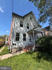337 W FRONT ST, Florence, NJ 08518