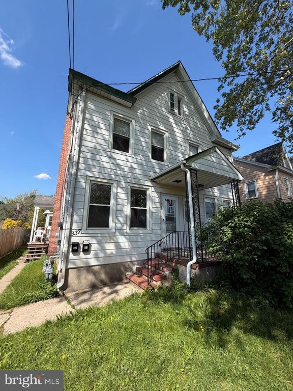337 W FRONT ST, Florence, NJ 08518