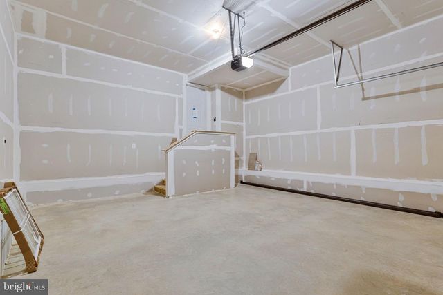 5721 HOWARD DR, Glen Burnie, MD 21061