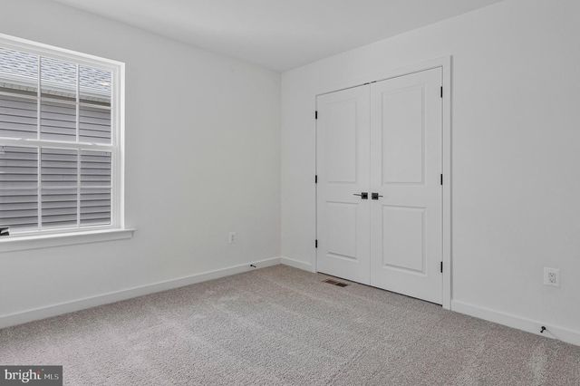 5721 HOWARD DR, Glen Burnie, MD 21061