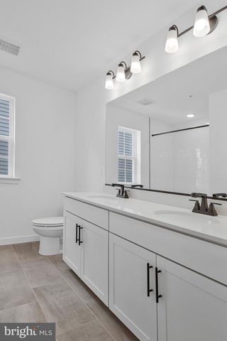 5721 HOWARD DR, Glen Burnie, MD 21061