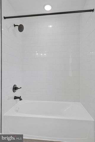 5721 HOWARD DR, Glen Burnie, MD 21061