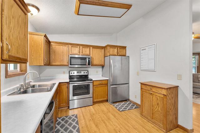 2704 Hemlock Lane, Eau Claire, WI 54703
