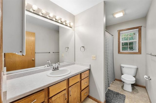 2704 Hemlock Lane, Eau Claire, WI 54703