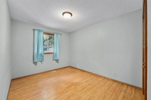 2704 Hemlock Lane, Eau Claire, WI 54703