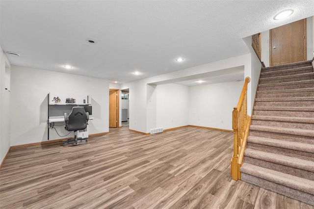 2704 Hemlock Lane, Eau Claire, WI 54703