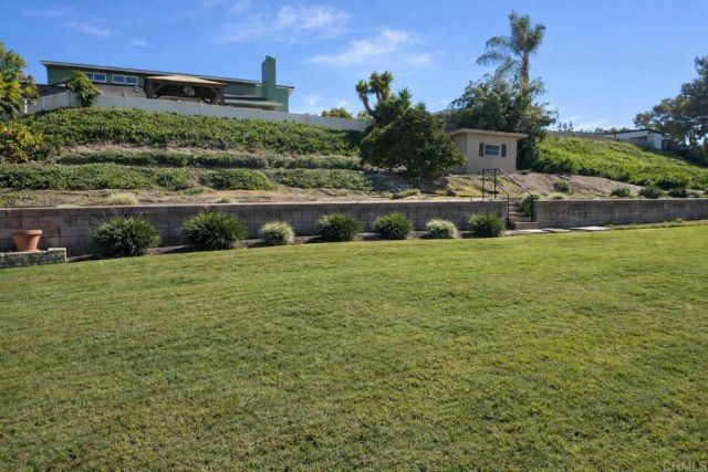 6375 Primrose Dr, San Diego, CA 91942