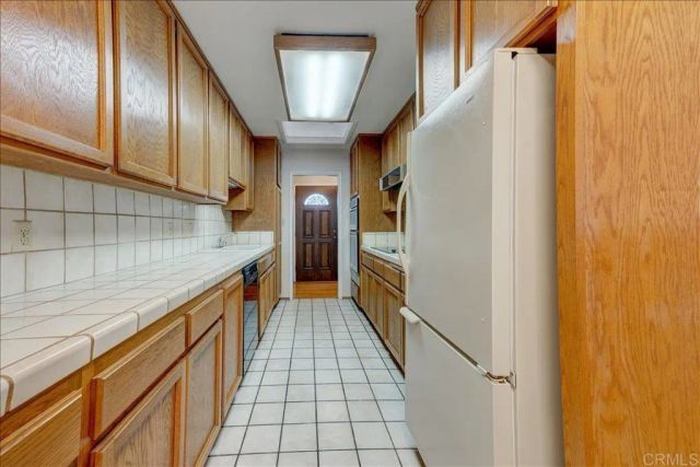 6375 Primrose Dr, San Diego, CA 91942