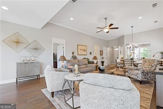 3826 English Oak Drive SW, Gainesville, GA 30504