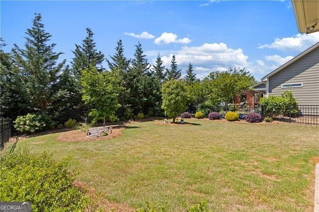 3826 English Oak Drive SW, Gainesville, GA 30504