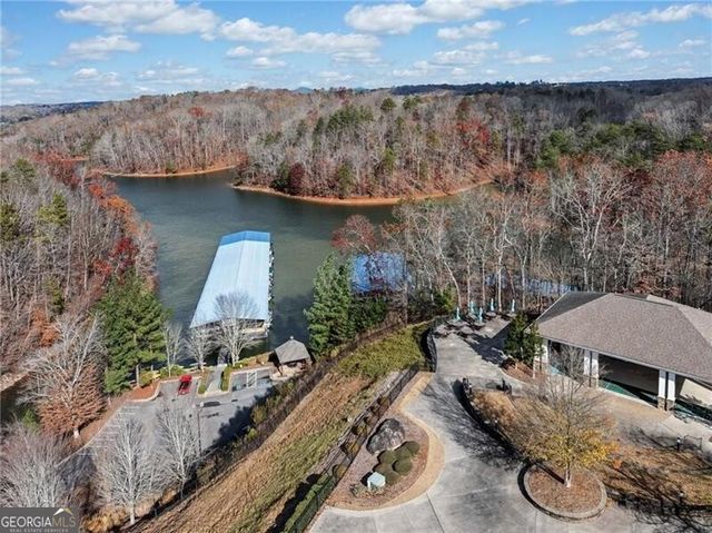 3826 English Oak Drive SW, Gainesville, GA 30504
