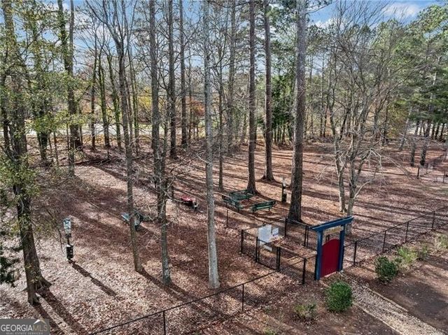 3826 English Oak Drive SW, Gainesville, GA 30504