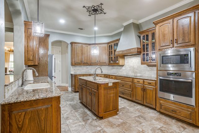 1736 Woodridge Court, Aledo, TX 76008