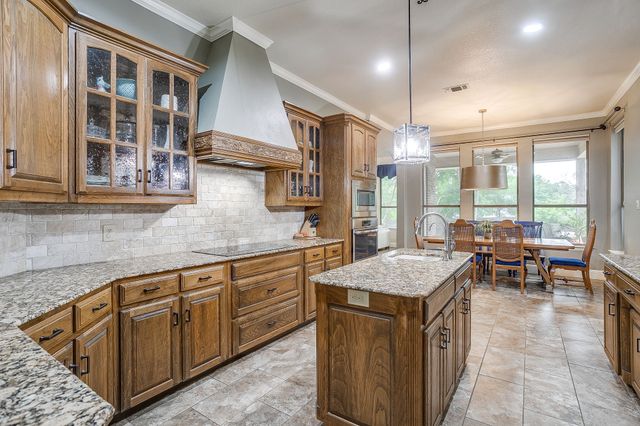 1736 Woodridge Court, Aledo, TX 76008
