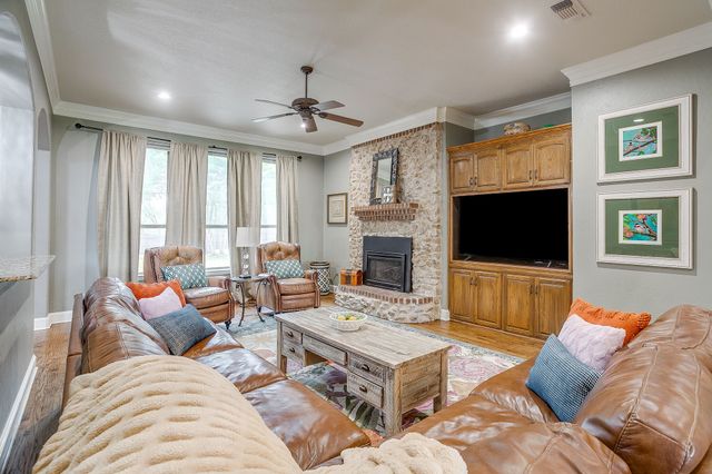 1736 Woodridge Court, Aledo, TX 76008