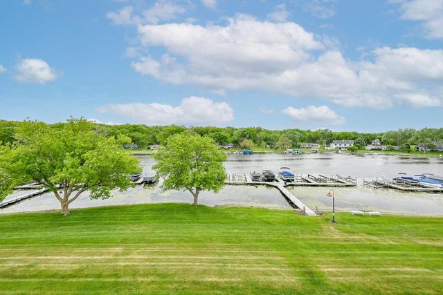 2126 Landings LANE, Delavan, WI 53115