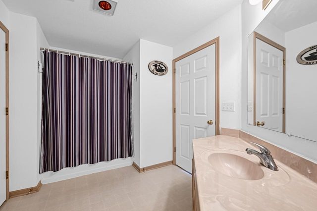 2126 Landings LANE, Delavan, WI 53115