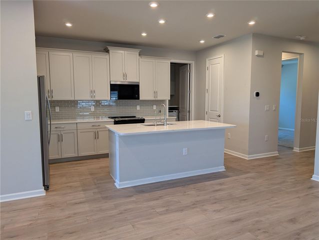 3794 MAXWELL PARK DRIVE, Sun City Center, FL 33573