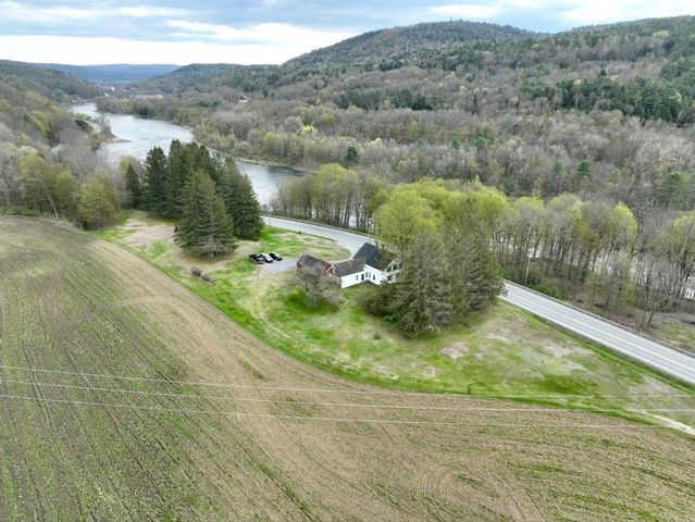1015 Route 14, Hartford, VT 05047