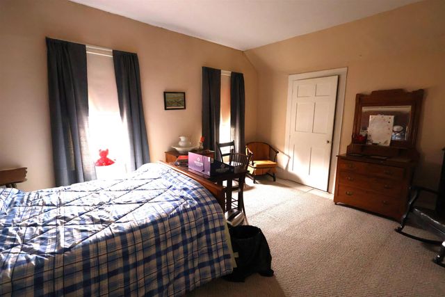 1015 Route 14, Hartford, VT 05047