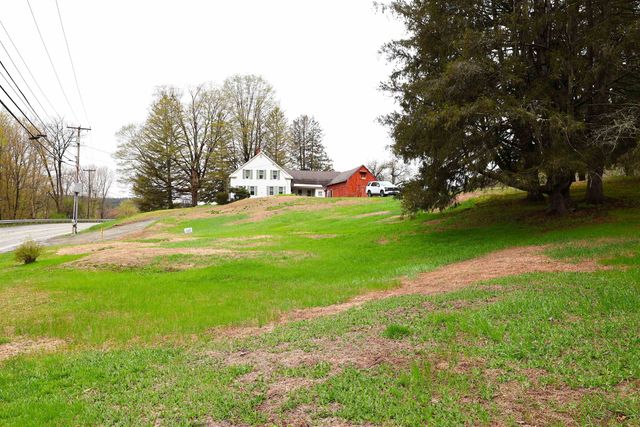 1015 Route 14, Hartford, VT 05047