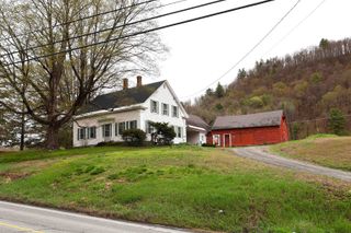 1015 Route 14, Hartford, VT 05047